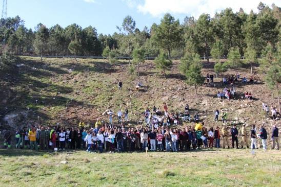 SEMANA DA FLORESTA Ateliers de jardinagem nas escolas, caminhada pela floresta