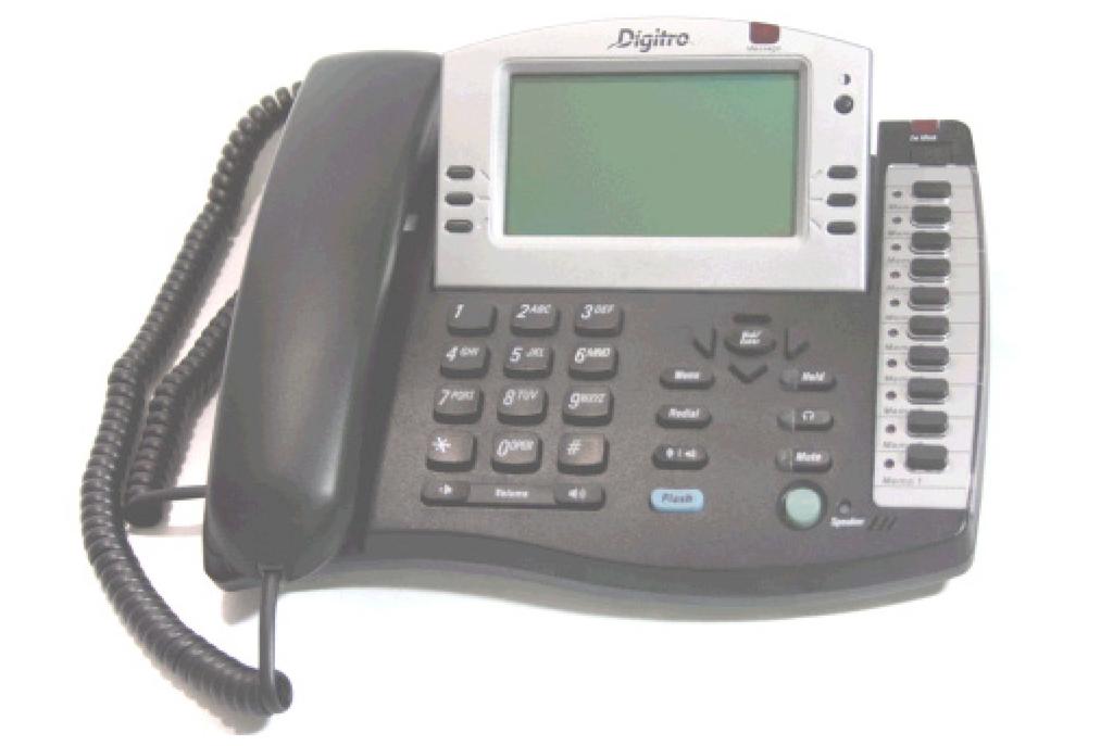 Introdução CAPÍTULO 2 Figura 1. Telefone IP Características: Sinalização VoIP: SIP. Suporte a TLS e SRTP. Possui duas interfaces Ethernet (LAN RJ-45 10/100BaseT/Gigabit). Suporta IP dinâmico (DHCP).