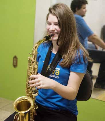 700 alunos em 9 polos nas cidades de Blumenau, Ituporanga, São Bento do Sul e Lapa. Em 2017 após 5 anos de sucesso o Ministério da Cultura aprovou o Viva Música SP, um projeto independente.
