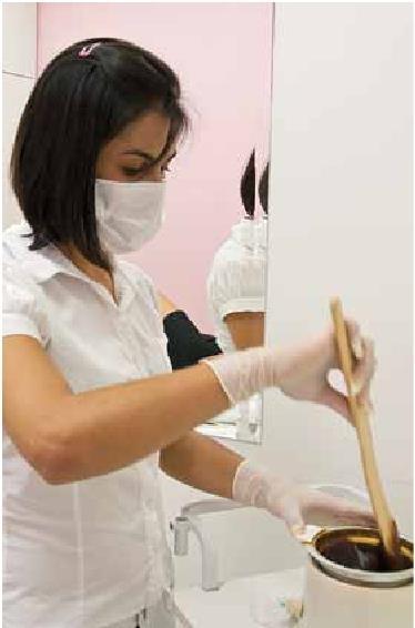 Tipos de depilação com cera IMP O uso de ceras caseiras é expressamente proibido nos salões e clínicas de beleza.
