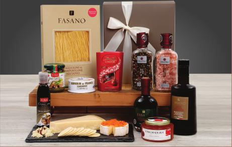 cod: 094238 ELEGANCE 1 ESPUMANTE ITALIANO FOSS MARAI 78 1 VINHO PORTUGUÊS SUL AFRICANO ELEPHANT 1 BOLO DE NATAL NOZES CASA LISBOA 1 TRUFAS DE CHOCOLATE BELGA BELGIAN 1 PIPOCA GOURMET CARAMELO & FLOR