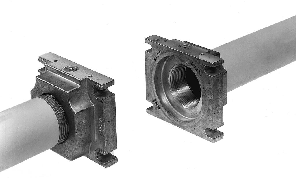 Figura 1 y 2. 2. Desatornillar los tornillos C y D. Figura 1 y 2 3. Extraer el GasMultiBloc entre las bridas roscadas. Figura 3 y 4 4.