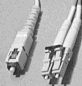 Conectores e Cabos de Rede Suportados Os conectores e cabos de rede suportados pelo conversor estão listados a seguir. Conectores: RJ-45, SC, LC. Cabos de Rede: Cat.