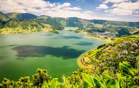 VIAGEM EM GRUPO COM GUIA PRIVATIVO CIRCUITO SÃO MIGUEL SETE CIDADES FURNAS CALDEIRA VELHA LAGOA DO FOGO PONTA DELGADA NORDESTE POVOAÇÃO RIBEIRA QUENTE 1º DIA LISBOA OU PORTO / SÃO MIGUEL / SETE