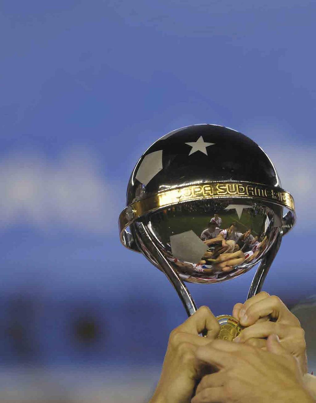 REFORMULAÇÃO DOS TORNEIOS CONMEBOL SUL-AMERICANA 2017 CONMEBOL SUL-AMERICANA 2017 reunirá clubes em um campeonato de formato anual que será realizado entre fevereiro e dezembro, composto da seguinte