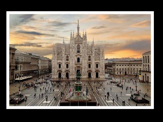 Duomo di Milano Os preços para entrar na Catedral e no Museu Duomo são (cerca de 2,50 USD) por pessoa.