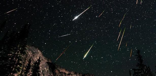 Chuvas de meteoros são fenômenos periódicos anuais e