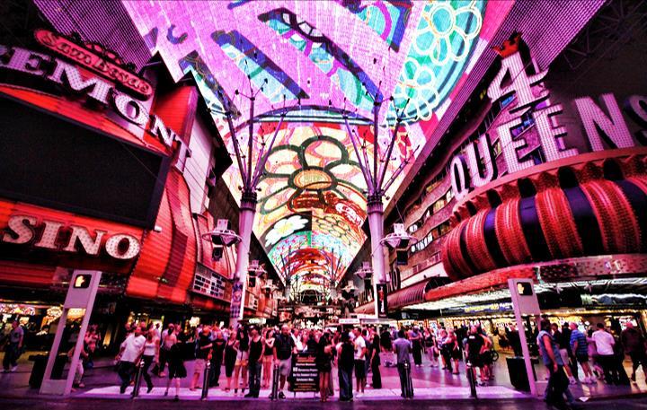 Tour Noturno no Fremont Street Experience O centro histórico de Las Vegas