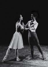 Matriculada na Escola Municipal de Bailado, em 1956, teve Lia Marques como primeira professora. Me lembro que meu espírito queria dançar, mas o meu corpo não.