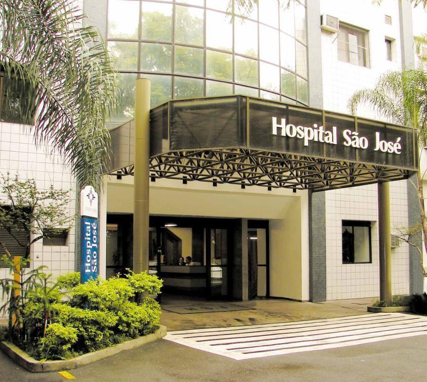 Fontes de Radiação na Santa Casa E)Hospital São José Equipamento de Angiografia; Equipamento de RX