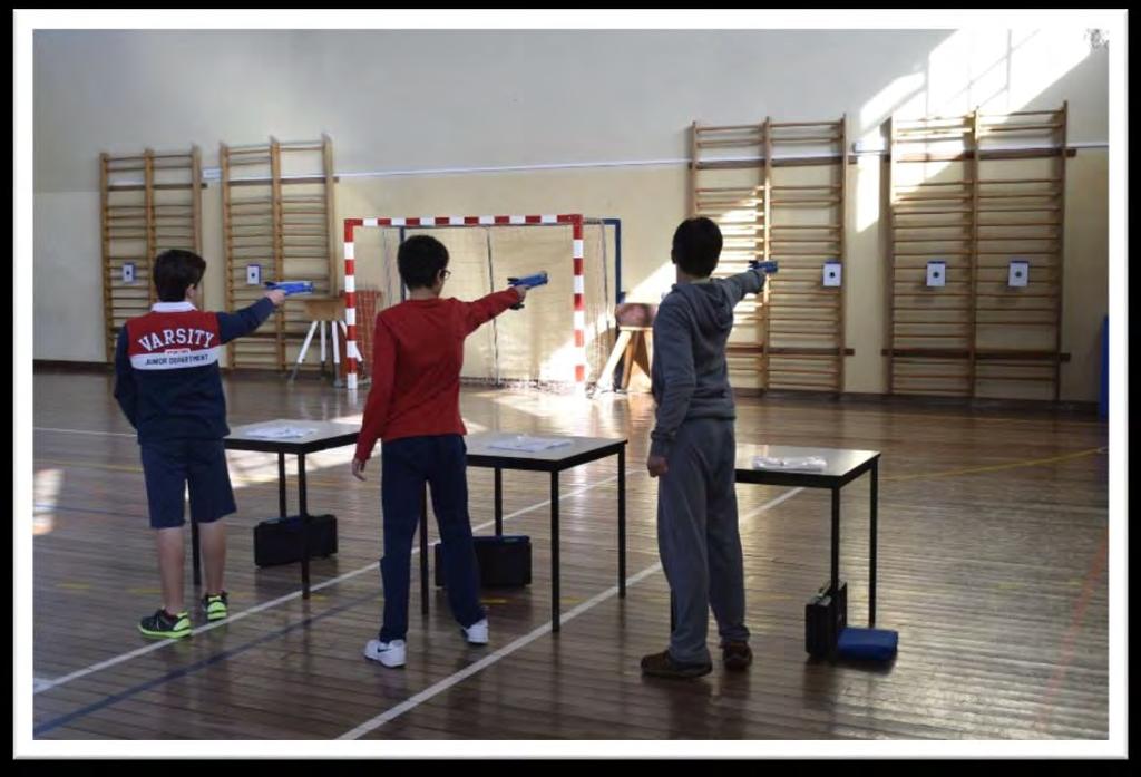 13 O Clube de Natação do Colégio Vasco da Gama arrancou em finais de Março com uma primeira Jornada de Experimentação do Laser-Run, integrado nas actividades de educação física e orientado pelo