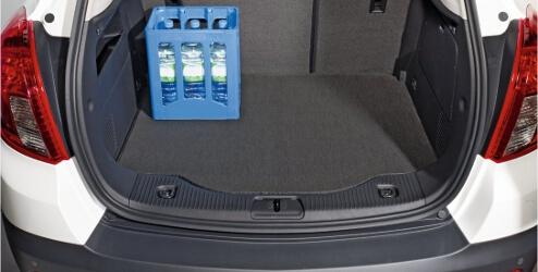 Mantém a área do compartimento de bagagem limpa e arrumada, com uma superfície antiderrapante para evitar que a carga deslize.