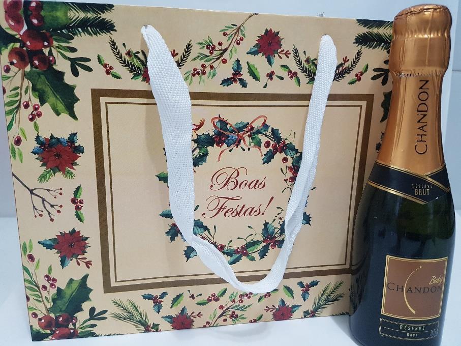 Sacola estampada, 1 panetone ou chocotone decorado de 500gr, 1 Chandon