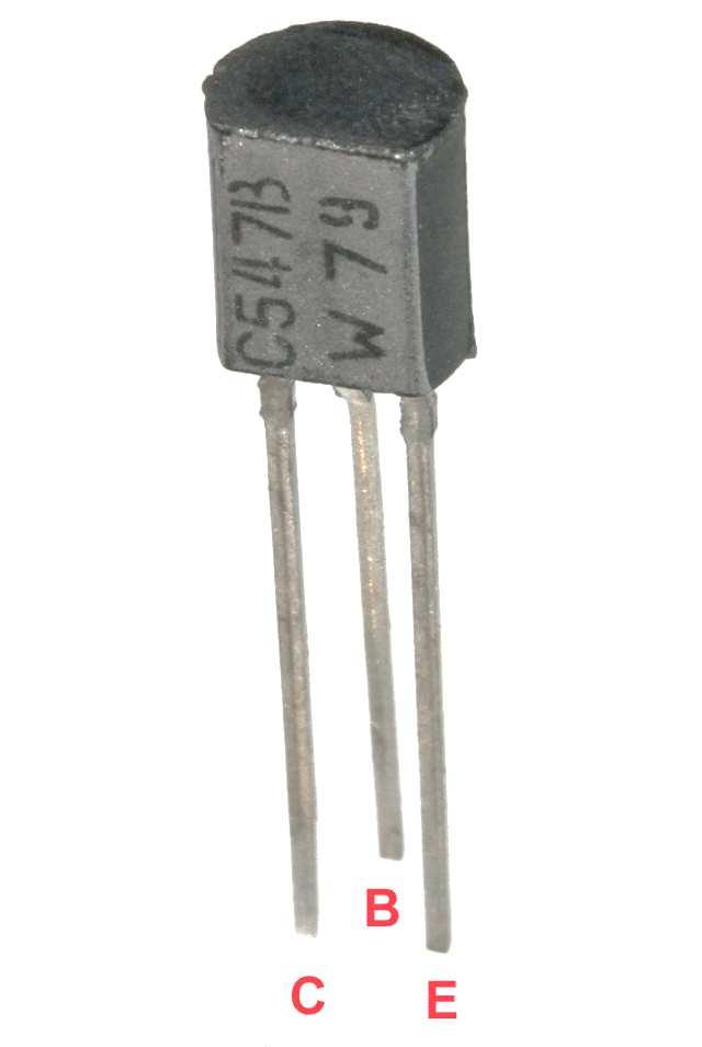 Componnt Transistors http://pt.wikipdia.org/wiki/trans%c3%adstor Componnts d três trminais, com cntnas d tipos, modlos tamanhos.