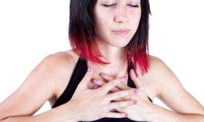 respiração devido ao atrito entre as pleuras; pode irradiar-se para o ombro e abdome; respiração curta e superficial