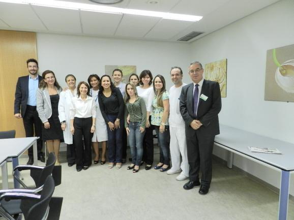 Após apresentação dos gestores conhecemos as instalaçãoes do Laboratório de Pesquisas, Clínica de Fisioterapia e Unidade de Urgência.