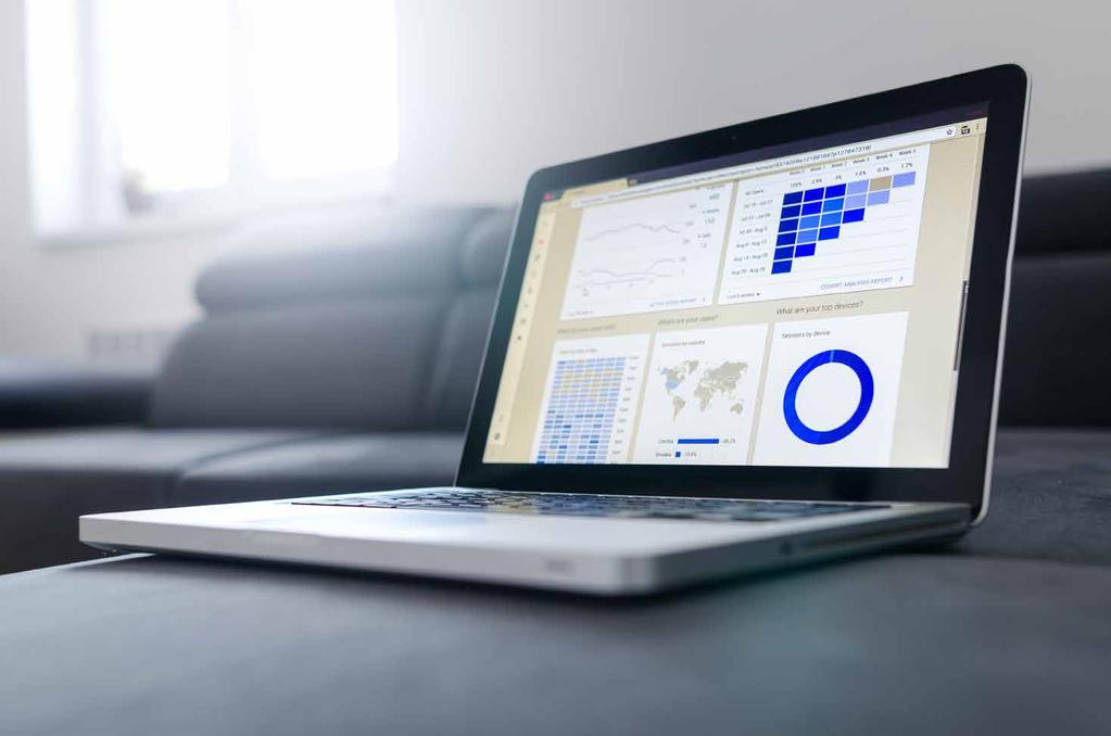 12 IMPACTO NA GESTÃO EMPRESARIAL O esocial promoverá impactos diretos em diversos processos das empresas, como por exemplo: a comunicação direta com entidades ligadas ao governo, importância da