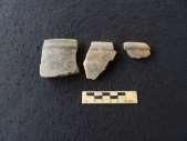 identificados alguns fragmentos contendo incisos e roletados.