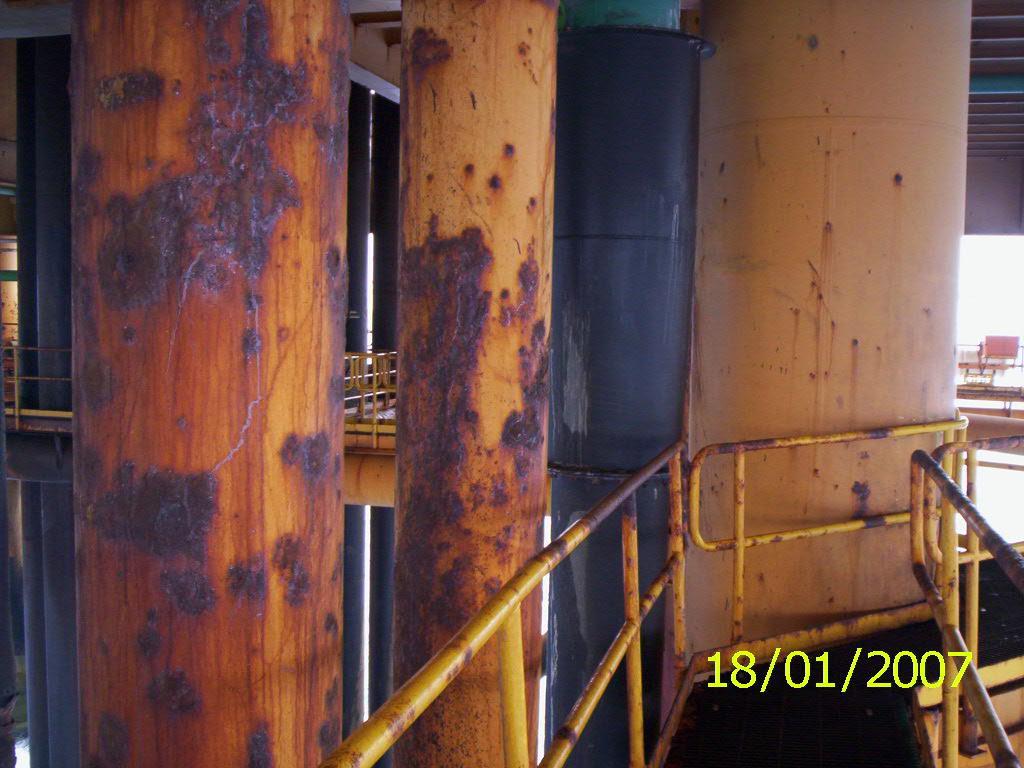 Equipamento Linha de Over Board. Offshore (05/2004) Problema Linha Nova com falhas na pintura. Necessidade de aplicação sem jateamento e sem tempo de cura.