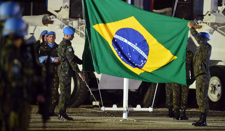 Bon Bagay, missão cumprida cerimônia marca a saída das tropas brasileiras do Haiti 5 Os maiores desafios enfrentados pela tropa brasileira foram a pacificação de Cité Soleil, no início da missão,