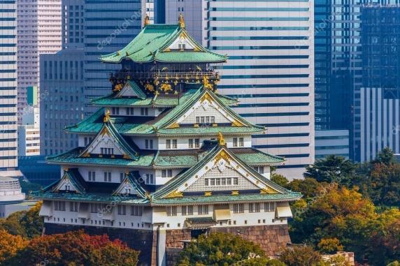 Saída do hotel e travessia em ferry para Miyajima. A ilha de Itsukushima é uma das muitas ilhas do Mar Interior e é onde se localiza o monte mais elevado da região, o Monte Misen (530m).