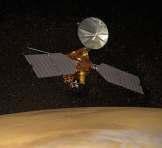 Mars Reconnaissance Orbiter - MRO, e Curiosity Rover A missão MRO foi lançada pela Nasa em 12 de agosto de 2005 e tem como principal objetivo procurar por evidências de água em Marte.