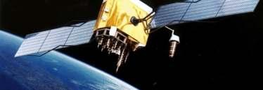 AstroNova. N.08. 2015 Ilustração de um satélite para sistema de posicionamento global diversos equipamentos sem fio.