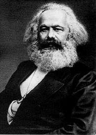 KARL MARX A revolução comunista é a ruptura mais radical com o regime tradicional de propriedade (...).