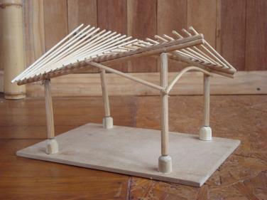 . Fonte: Barison (2007,p.2). Pérgola em forma de parabolóide hiperbólico. < http://api.ning.