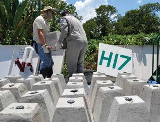 estudos hidrológicos e geológicos/morfológicos estudos geodésicos modelagem hidrodinâmica dimensionamento do canal de navegação passos críticos Estudos geodésicos Marcos de concreto a bordo do AHF