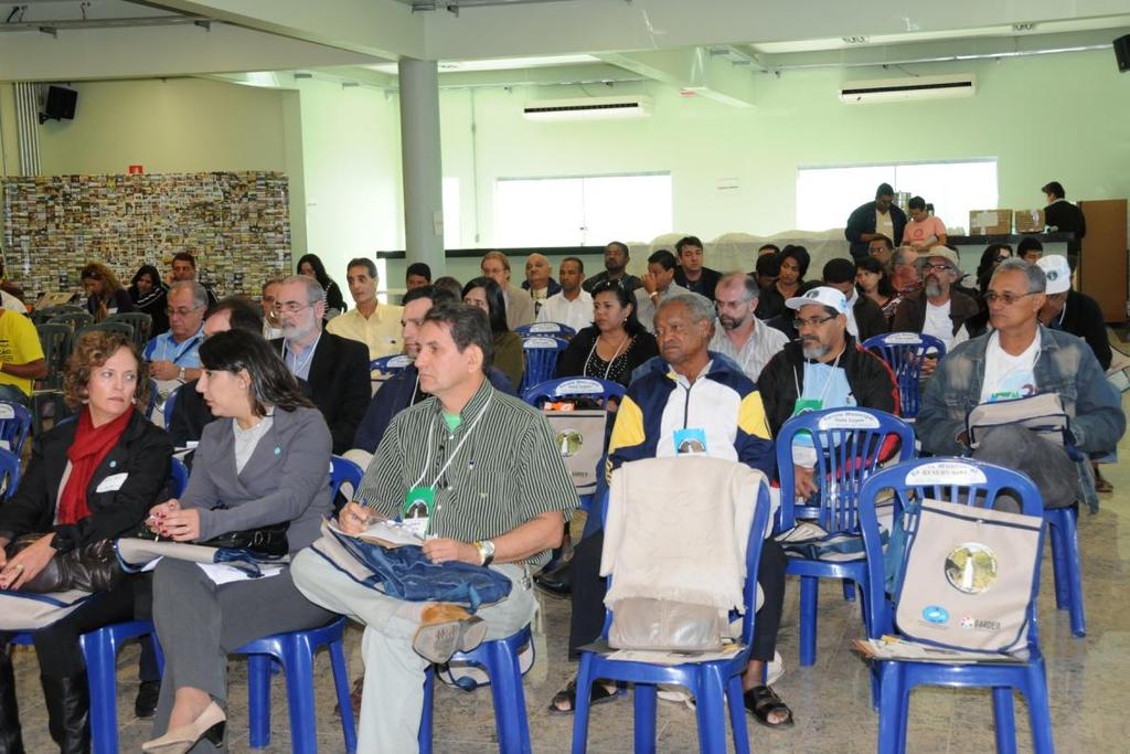 Figura 4 Conselheiros presentes na XVII Reunião Plenária Ordinária de São Roque de Minas Neste mesmo encontro, foi realizada a X Reunião Plenária Extraordinária, que tinha como pauta a eleição dos