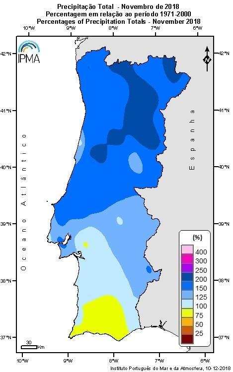 Figura 3 - Distribuição espacial da precipitação total (em percentagem) em novembro (esquerda) e no ano hidrológico (direita) (Fonte: IPMA) II.