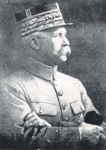 General Pershing, comandante das