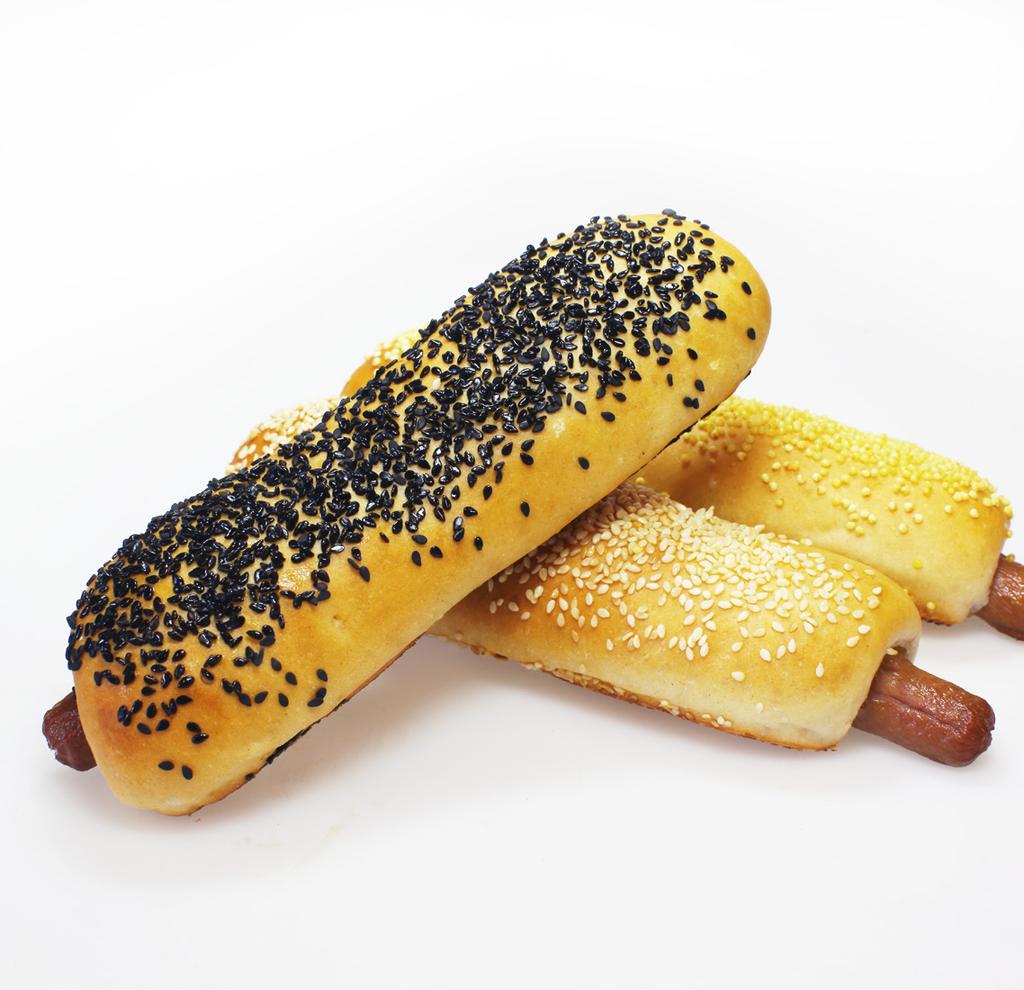 Hot Dog O tradicional Hot Dog reinventado. Ideal para dar um toque de imaginação a festas. Açúcar Ovos (unid.) Salsichas Maionese Ketchup Batata Palha 0,080 Kg 0,040 Kg 2 1,040 l 4 2 52 1.