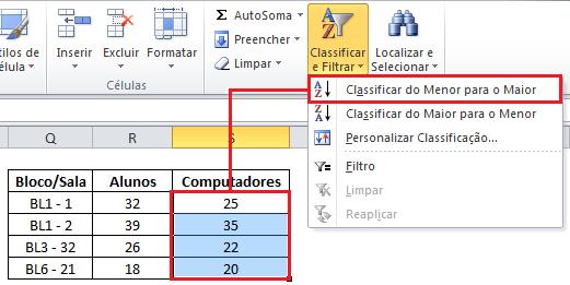 Classificar e Filtrar fica disponível na Barra de Ferramentas padrão do Excel, para utilizá-lo basta selecionar a mostra de dados (linha ou coluna) a ser classificada, seja ela em formato de texto,