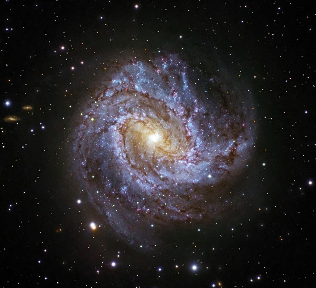 Problema resolvido Uma galáxia distante da constelação da Hidra afasta-se da Terra a uma velocidade 6,12 x 107 m/s.
