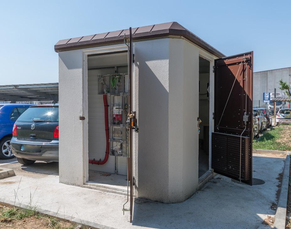 Desenvolvimento de plano de Segurança e Saúde com recurso preventivo em obra Desenvolvimento de aplicação SCADA para monitorização da geração FV e carregamento de veículo elétrico.