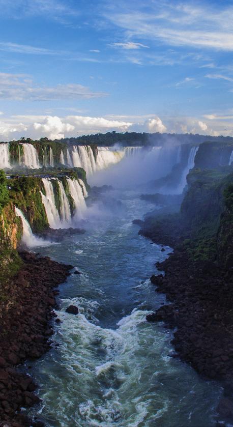 xviii eriac - Caderno de patrocínios - 4 - FOZ DO IGUAÇU Foz do Iguaçu está localizada no extremo Oeste do Paraná, na fronteira do Brasil com o Paraguai e a Argentina no centro geográfico do Mercosul.