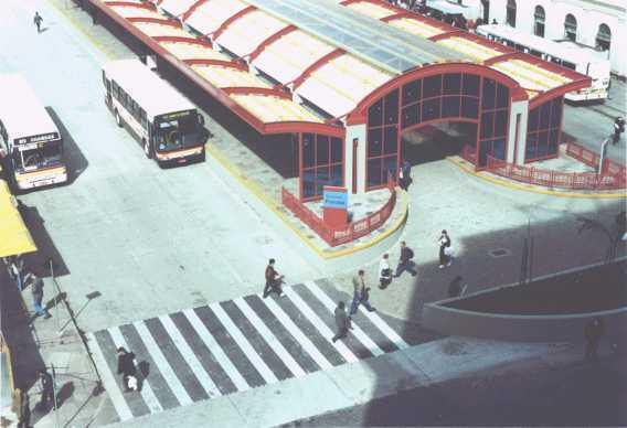 CORREDOR DE ÔNIBUS Terminal de