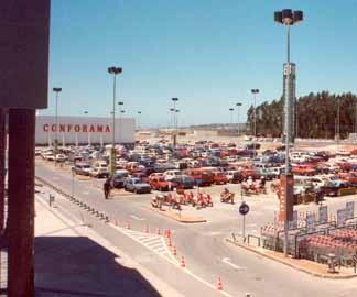 CENTRO COMERCIAL MODELO CONTINENTE, EM CASCAIS -