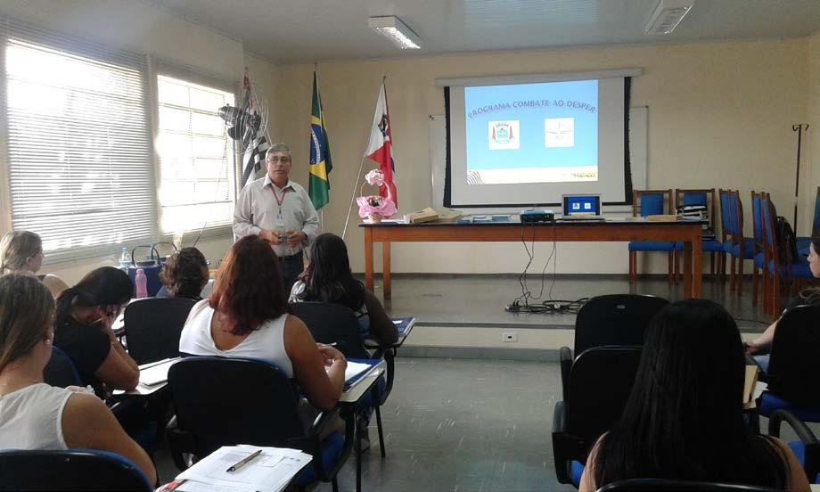 Tabela 1: Escolas escolhidas e seus respectivos consumos e custos Uma vez escolhidas as escolas, são indicados os professores (multiplicadores do Programa) e funcionários que