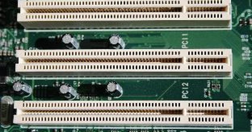 Barramento PCI O PCI (do inglês, Peripheral Component Interconnect) surgiu no início de 1990 pelas Intel.