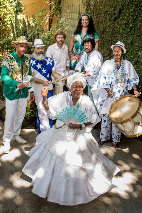 Melhor grupo regional no Prêmio da Música Brasileira, Ponto br é um coletivo que reúne alguns dos principais guardiões da nossa cultura tradicional, como Mestre Walter do Maracatu Estrela Brilhante