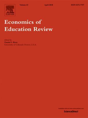 No mês de abril, Barbara Bruns, Leandro Costa e Nina Cunha publicaram um artigo na revista americana Economics of Education Review intitulado: Through the looking glass: Can classroom observation and