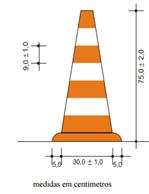 Dispositivos de Uso Temporário (Emergencial) Cones Os cones são destinados a canalizar o fluxo em situações de emergência, em serviços de curta duração e em serviços móveis, bem como dividir fluxos