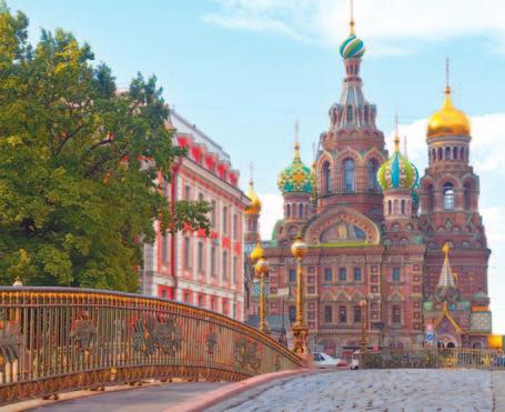 Catedral do Sangue Derramado é um ponto turístico Museu Hermitage éondefica o Palácio de Inverno ESPECIAL RÚSSIA 2018 FOTOS: BEARFOTOS/FREEPIK O esplendor imperial de SÃO PETERSBURGO Já começou o ano