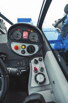 Controlos simples Na cabina, o novo design do painel de instrumentos inclui conta-rotações, contaquilómetros e indicador de
