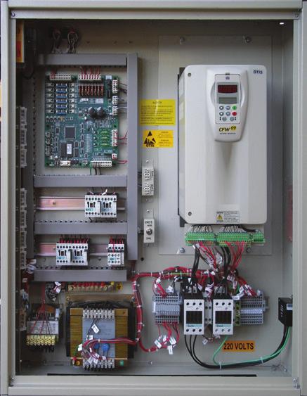 Controle do elevador Os elevadores modernos contam com o controle microprocessado que traz benefícios significativos aos usuários como: viagens sem trancos e com precisão de