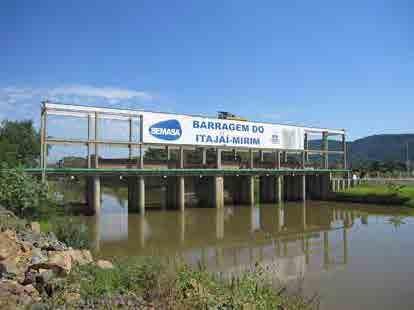 Relatório Final Anexo B do Relatório de Suporte Captação de água no canal retificado do Rio Itajaí Mirim Captação de água no Rio Benedito em Timbó Tabela.