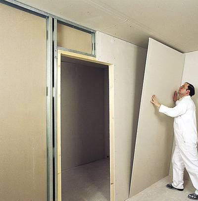 Sistema drywall: o Drywall é uma expressão inglesa que significa parede seca, ou seja, que não necessita de argamassa para a sua construção, como ocorre com a